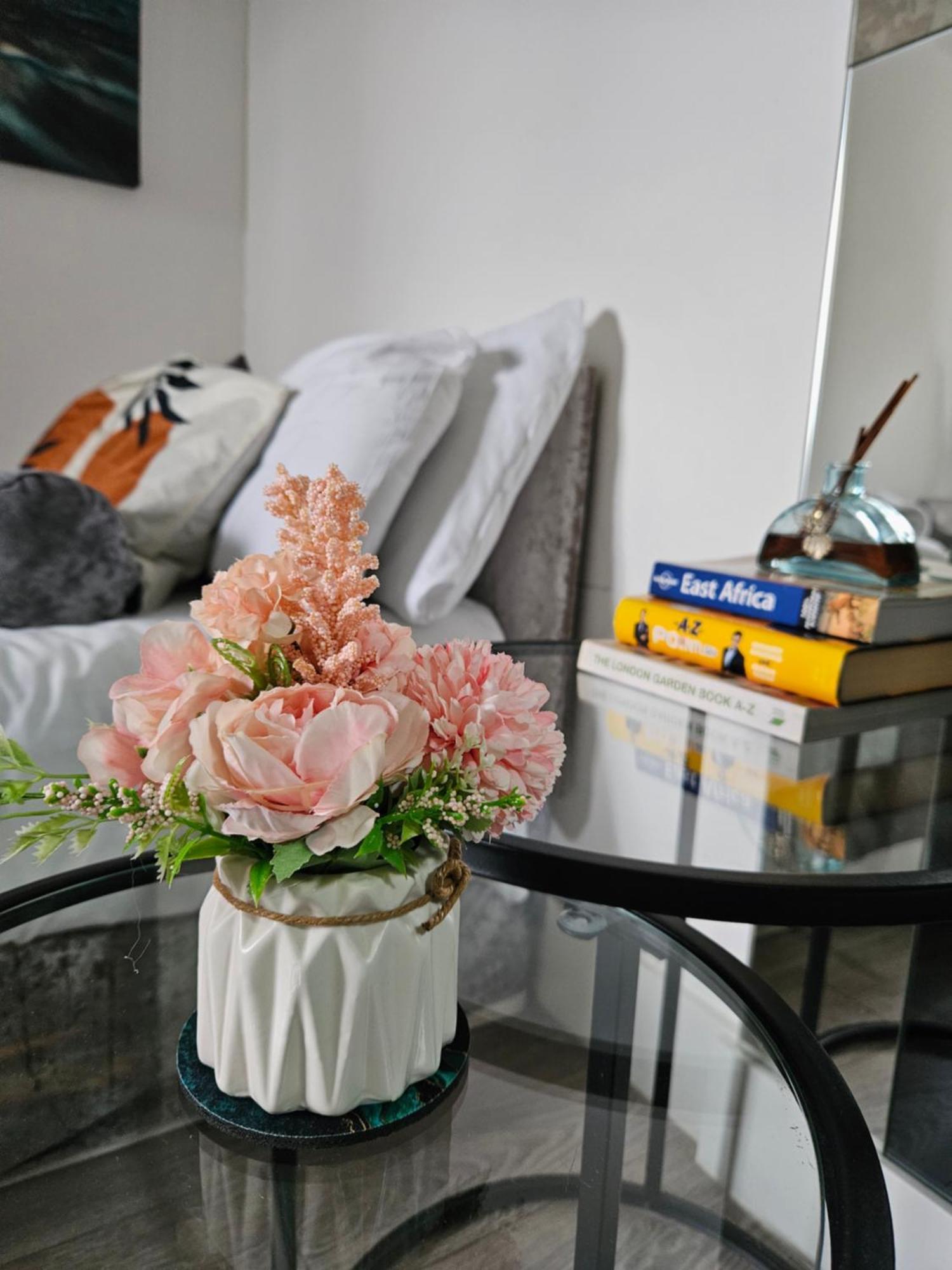Stylish Studio Near Kensal Green Londra Dış mekan fotoğraf